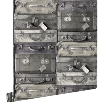 tapet vintage resväskor svart och grått av ESTAhome