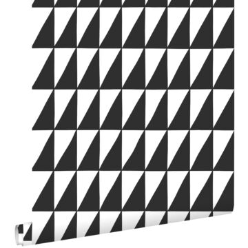 tapet grafiska trianglar svart och vitt av ESTAhome