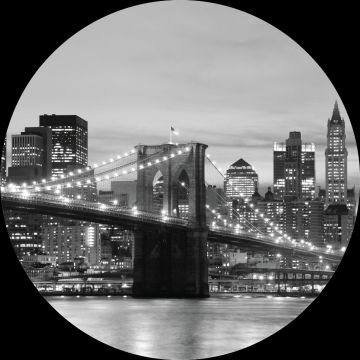 självhäftande rund tapet Brooklynbron New York svart, vitt och grått från Sanders & Sanders